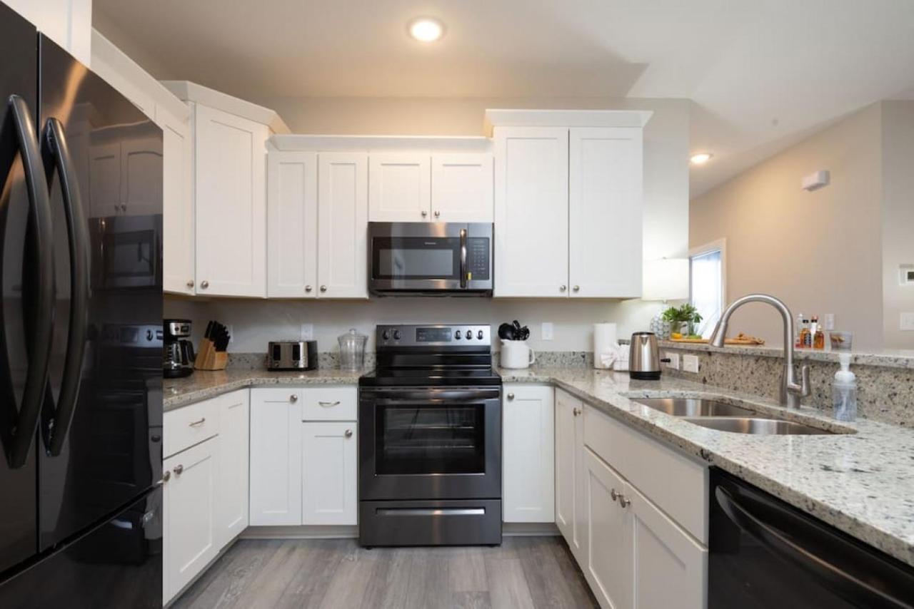 4Br King Beds Steps To Beach And 2Nd Pier Apartment A Myrtle Beach Dış mekan fotoğraf